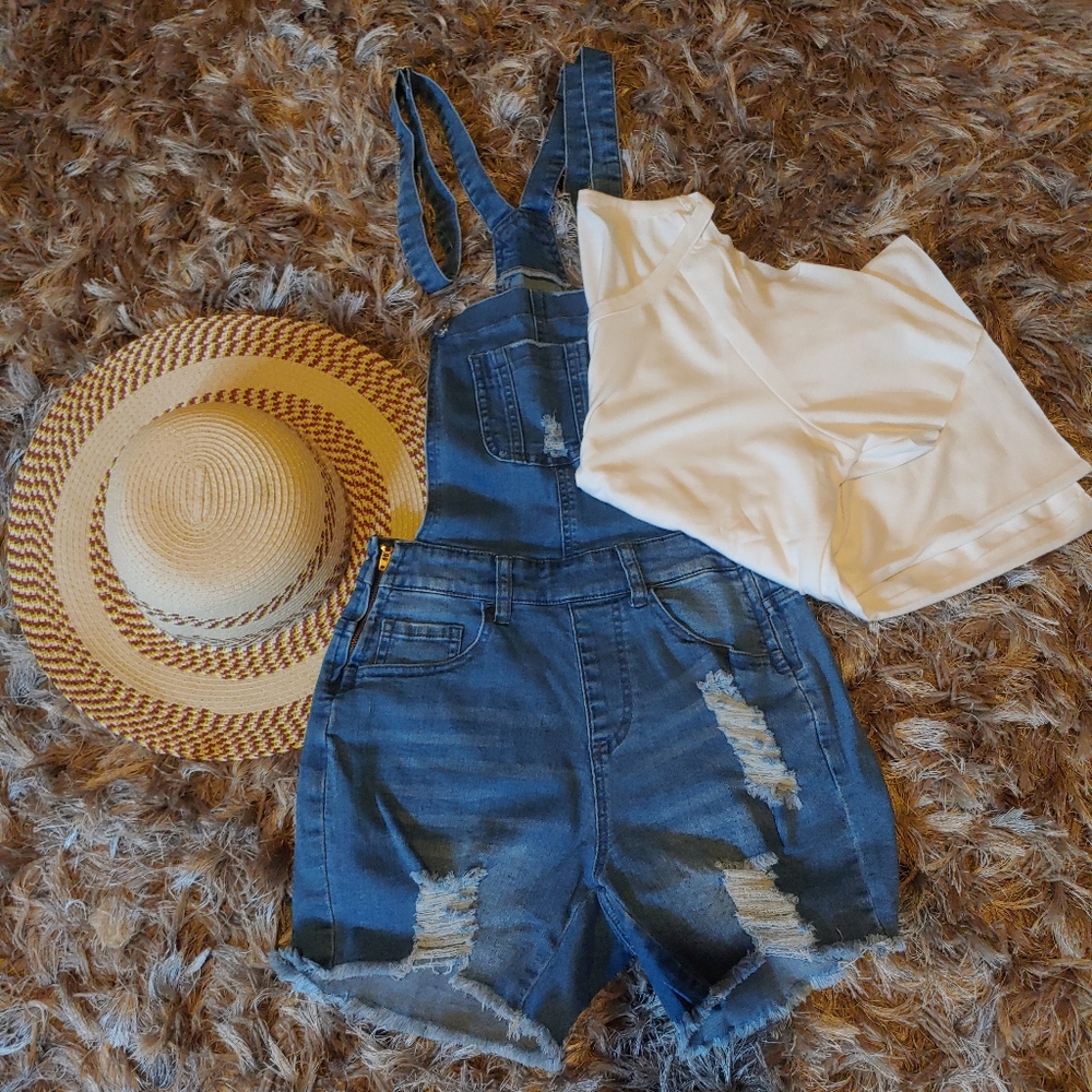 Woman Overalls - Picture 2 of 2